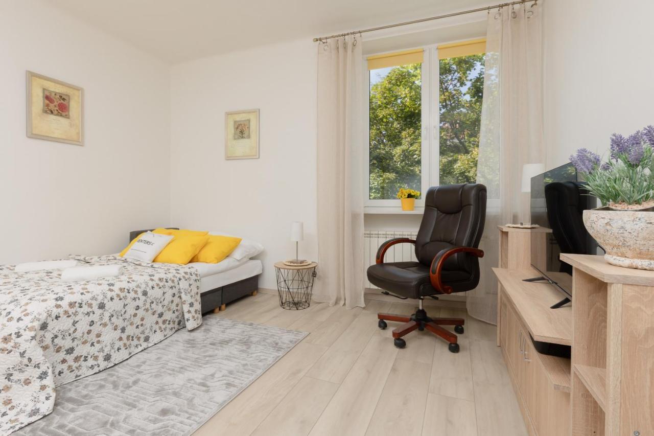 Raclawicka Cozy Studio Apartment By Noclegi Renters Warszawa Eksteriør billede